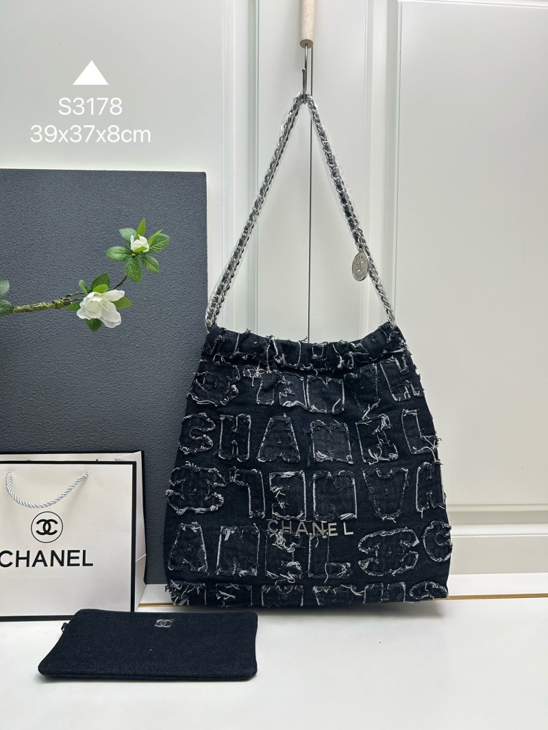 Ch**el hobo 22 bags